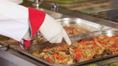 ENFLASYONUN ETKİSİYLE BİRLİKTE, ENDÜSTRİYEL YEMEK SEKTÖRÜNDE FİYATLARDA ARTACAĞINI BELİRTEN BUYSAD