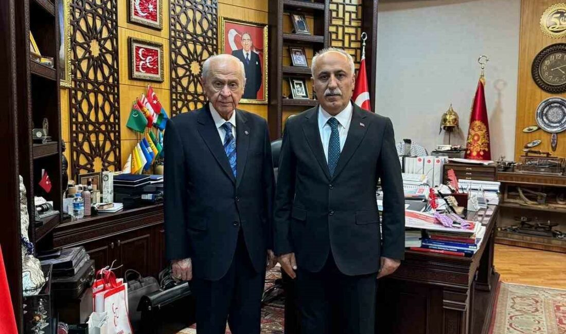 Yenişehir Belediye Başkanı Davut Aydın’dan adaylık başvurusu DAVUT AYDIN MHP LİDERİ DEVLET BAHÇELİ'NİN DUASINI ALDI