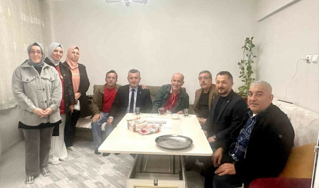 Ak Parti Yıldırım özel bireyleri unutmadı AK PARTİ YILDIRIM İLÇE BAŞKANLIĞI, SEVGİ VE DAYANIŞMANIN BİR İFADESİ