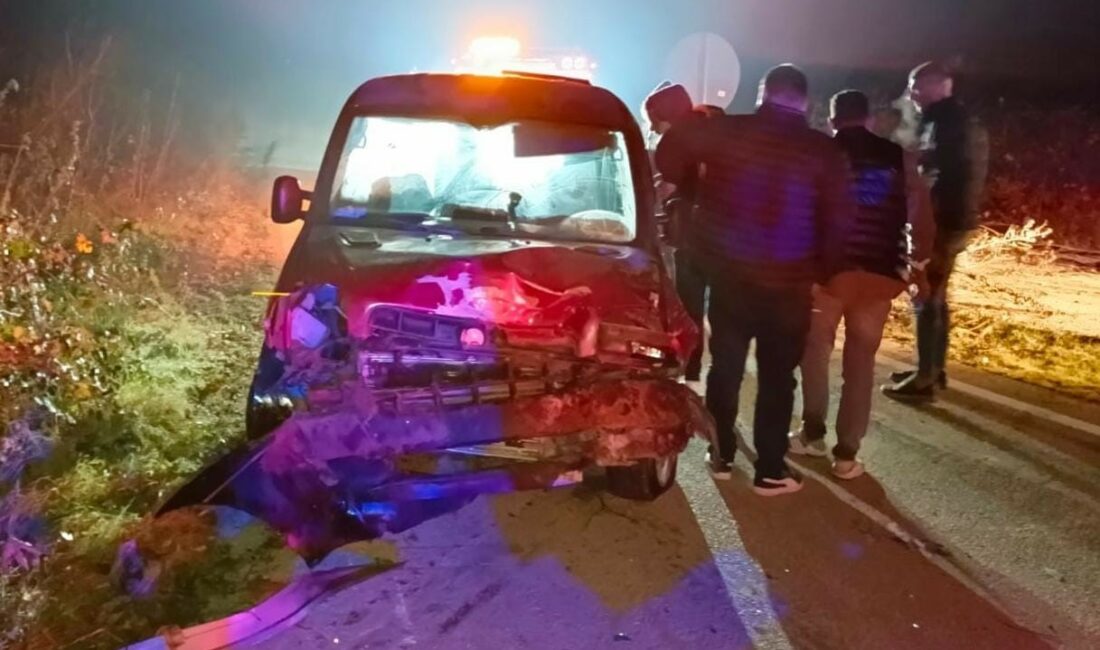 Alkollü sürücü şarampole uçtu: 3 yaralı BURSA’NIN İNEGÖL İLÇESİNDE ALKOLLÜ SÜRÜCÜNÜN KONTROLÜNDEN ÇIKAN ARAÇ ŞARAMPOLE YUVARLANDI;