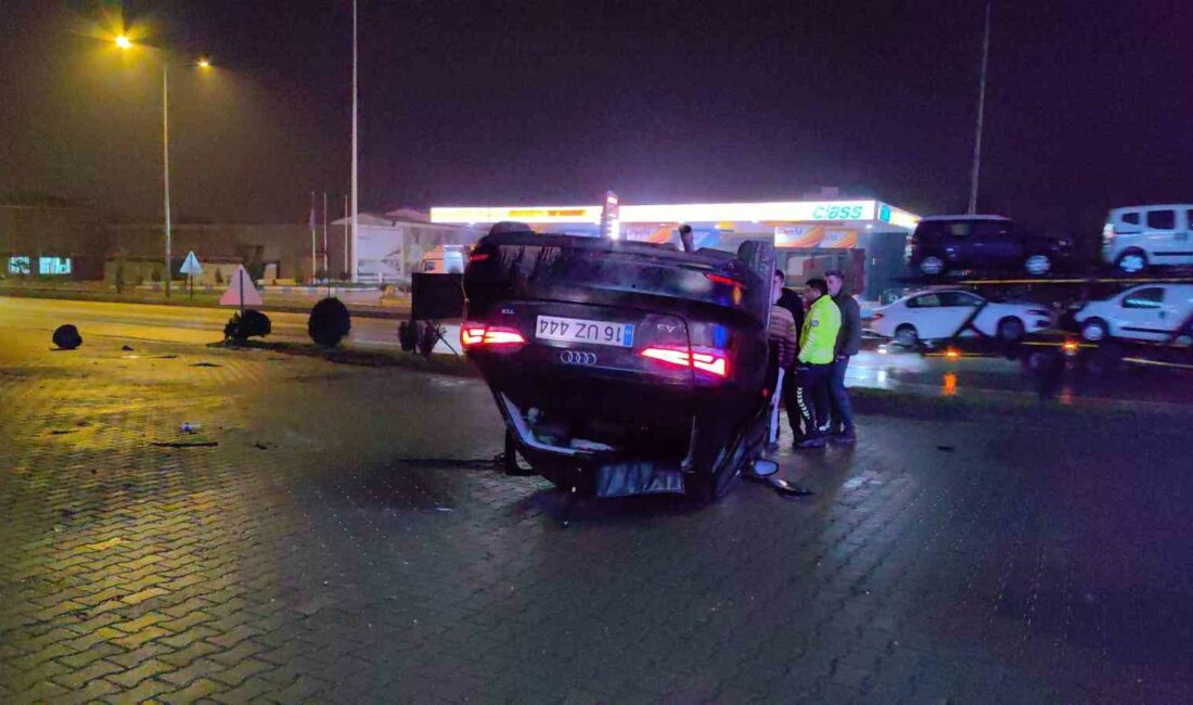 Babasından izinsiz aldığı aracı hurdaya çevirdi: 3 yaralı BURSA'NIN İNEGÖL İLÇESİNDE BABASINDAN İZİNSİZ ALDIĞI OTOMOBİL İLE İLERLERKEN YAYALARA