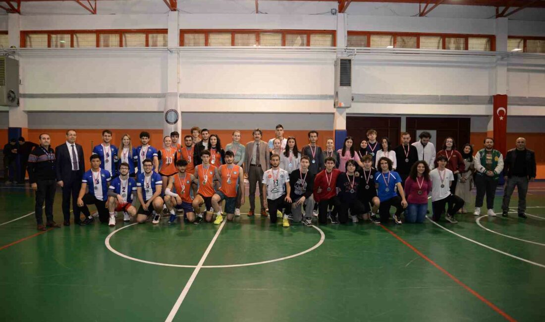 ÖĞRENCİLERİN SOSYAL GELİŞİMİNE KATKI SAĞLAMAK HEDEFİYLE YIL İÇERİSİNDE ÇEŞİTLİ ORGANİZASYONLARA