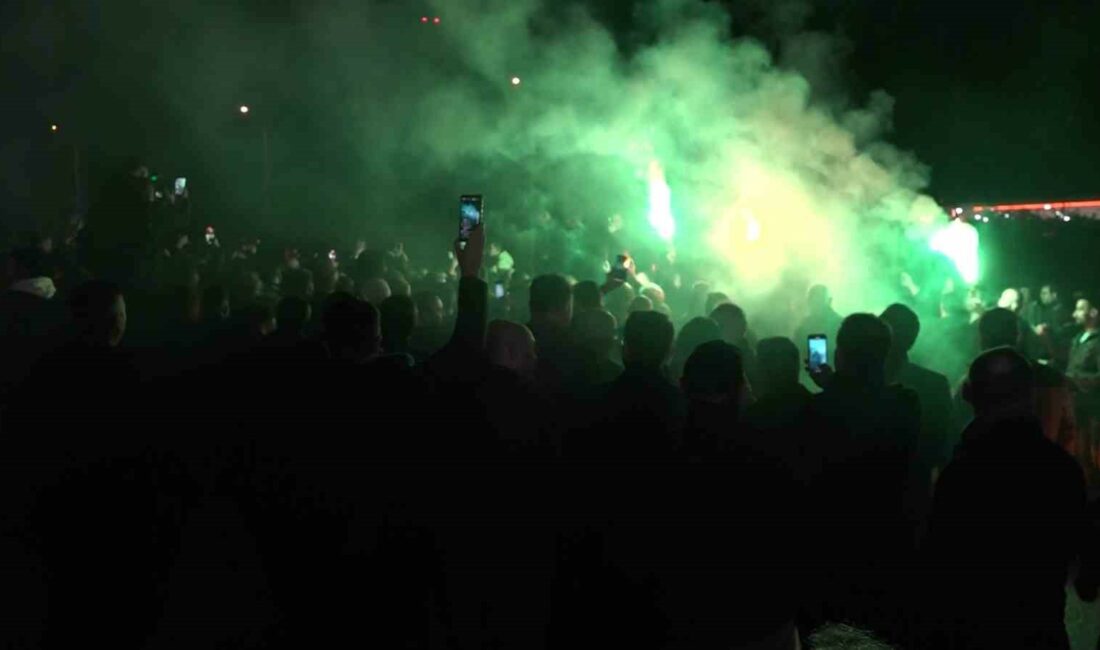 Bursa Büyükşehir Belediye Başkanı Aktaş, Bursa’da meşalelerle karşılandı BURSA BÜYÜKŞEHİR BELEDİYE BAŞKANI VE ADAYI ALİNUR AKTAŞ, "İNŞALLAH 31