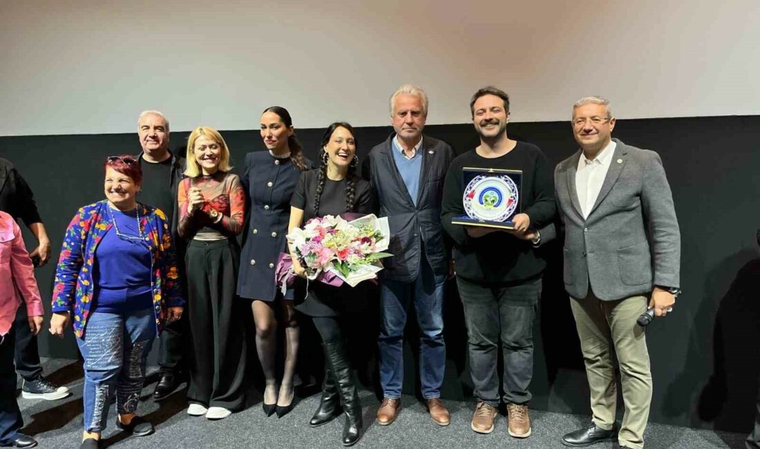 Bursa DownTown’da ’Lohusa’ gecesi GUPSE ÖZAY’IN YENİ FİLMİ LOHUSA'NIN BURSA GALASI DÜN AKŞAM DOWNTOWN