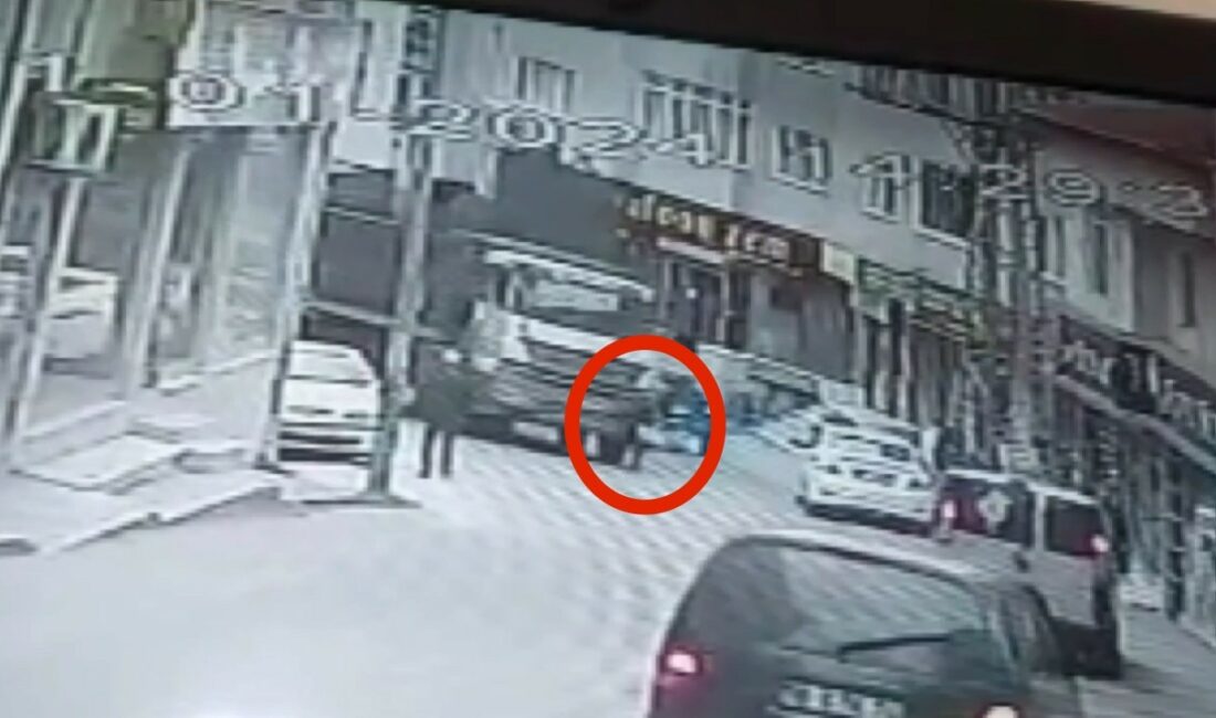 BURSA'DA DEHŞETE DÜŞÜREN KAZADA YENİ GÜVENLİK KAMERA GÖRÜNTÜSÜ ORTAYA ÇIKTI