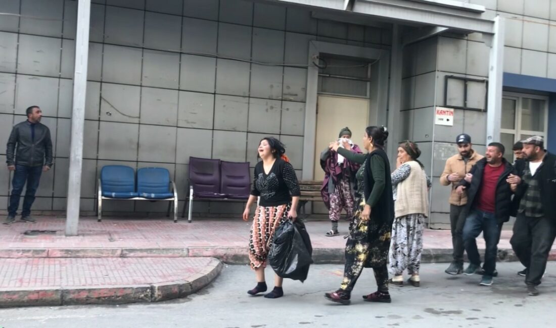 Bursa’da silahla kavga: 1 ölü, 1 yaralı BURSA’DA ÇIKAN SİLAHLI KAVGADA 1 KİŞİ ÖLDÜ, 1 KİŞİ YARALANDI.