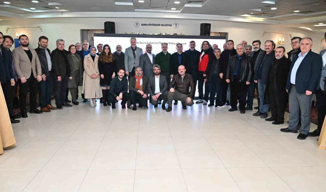 Bursa’nın geleceği için bir araya geldiler BURSA BÜYÜKŞEHİR BELEDİYE BAŞKANI ALİNUR AKTAŞ, MİMAR VE MÜHENDİSLER GRUBU