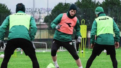 BURSASPOR'DA YENİ MERSİN İDMAN YURDU MAÇI HAZIRLIKLARI DEVAM EDİYOR.