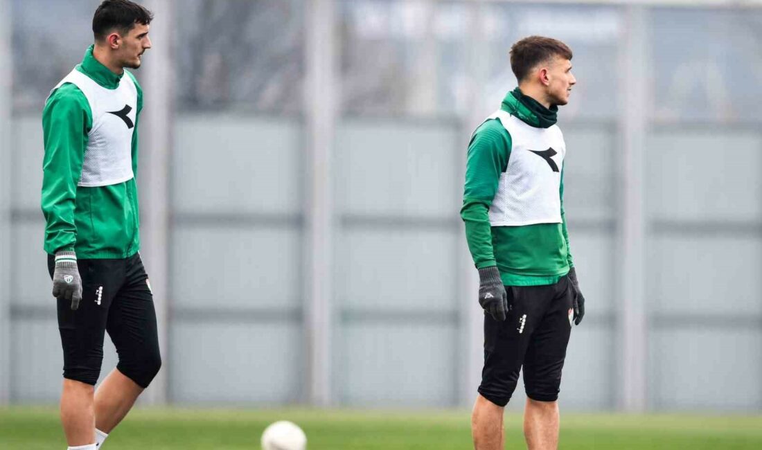 BURSASPOR'DA ANKARASPOR MAÇI HAZIRLIKLARI DEVAM EDİYOR.