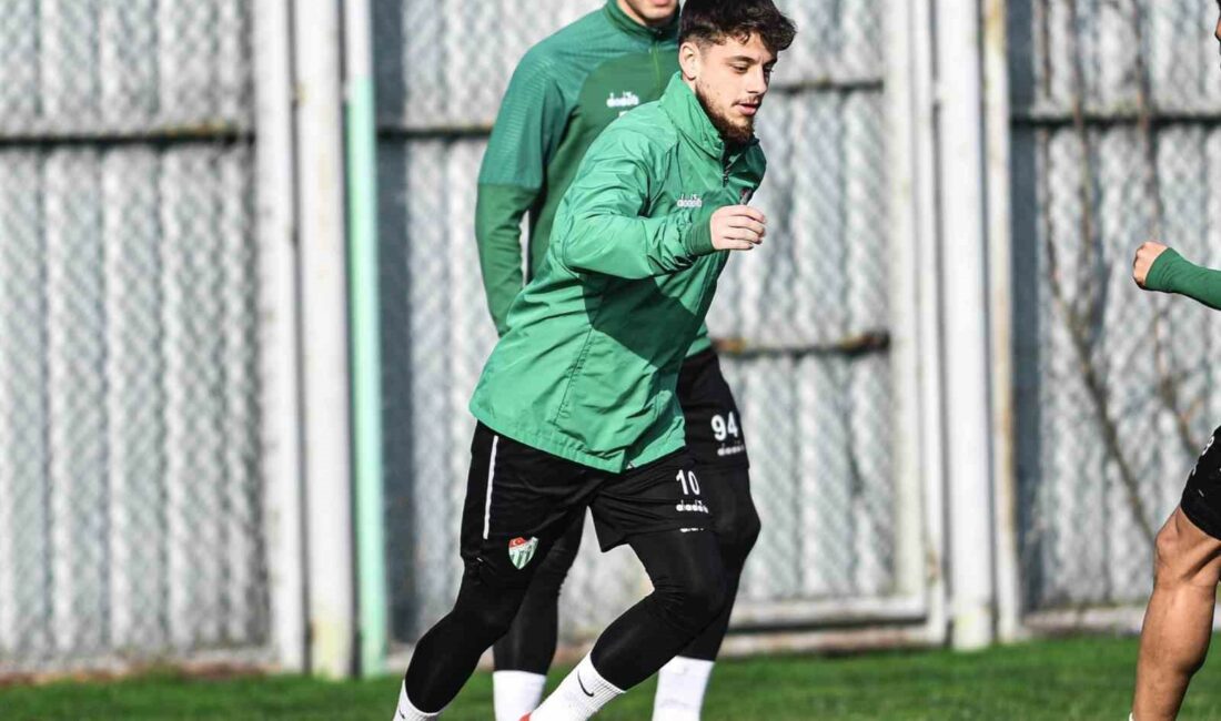 Bursaspor’da Ankaraspor maçı hazırlıkları tamamlandı BURSASPOR BUGÜN YAPTIĞI İDMANLA ANKARASPOR MAÇI HAZIRLIKLARINI TAMAMLADI.