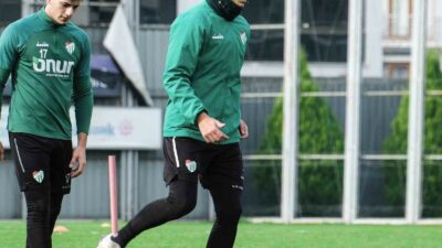BURSASPOR'DA DEVRE ARASI ÇALIŞMALARI DEVAM EDİYOR.