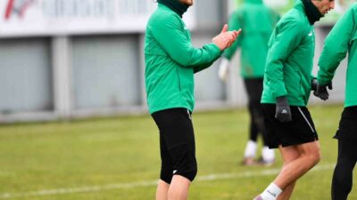 BURSASPOR'DA NAZİLLİ BELEDİYESPOR MAÇI HAZIRLIKLARI BUGÜN YAPILAN İDMANLA SONA ERDİ.