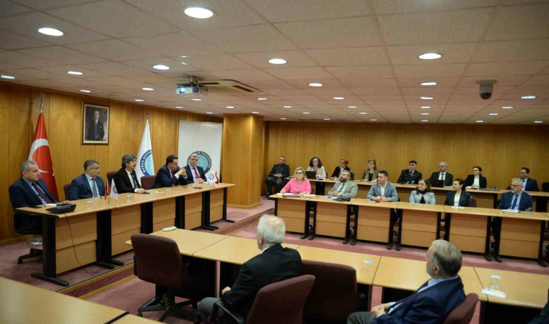 BUÜ, araştırma üniversitesi vizyonuna odaklandı ARAŞTIRMA ÜNİVERSİTELERİ ARASINDAKİ YERİNİ SAĞLAMLAŞTIRMAK İSTEYEN BURSA ULUDAĞ ÜNİVERSİTESİ (BUÜ),