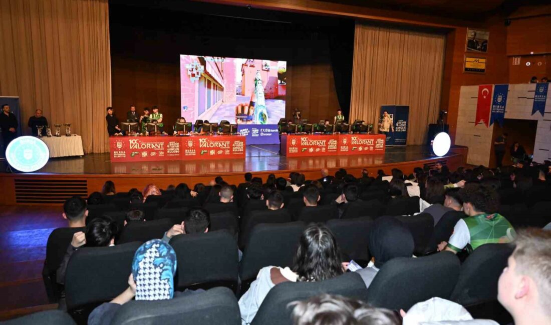E-spor Turnuvası’nda final heyecanı BURSA BÜYÜKŞEHİR BELEDİYESİ TARAFINDAN DÜZENLENEN 100. YIL LİSELER ARASI BURSA