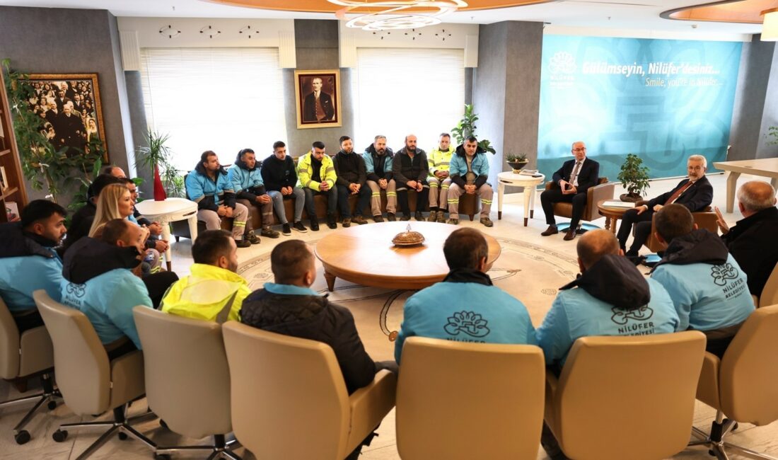 Eğitim sertifikalarını Başkan Erdem verdi NİLÜFER BELEDİYESİ VETERİNER İŞLERİ MÜDÜRLÜĞÜ’NÜN SAHADA ÇALIŞANLARA YÖNELİK DÜZENLEDİĞİ HAYVAN