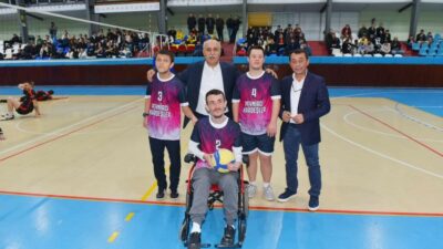 BURSA’NIN YENİŞEHİR İLÇESİNDE 100. YIL CUMHURİYET KUPASI VOLEYBOL TURNUVASI'NDA ENGELLİ