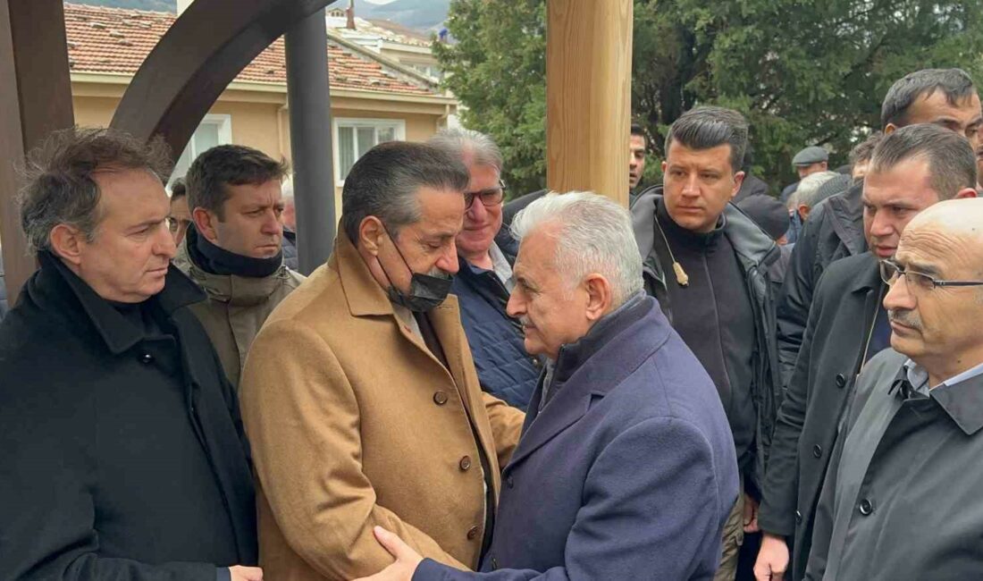 Milletvekili Faruk Çelik’in annesi kılınan cenaze namazı sonrası toprağa verildi AK PARTİ ARTVİN MİLLETVEKİLİ FARUK ÇELİK’İN ANNESİ HADİSE ÇELİK, 101