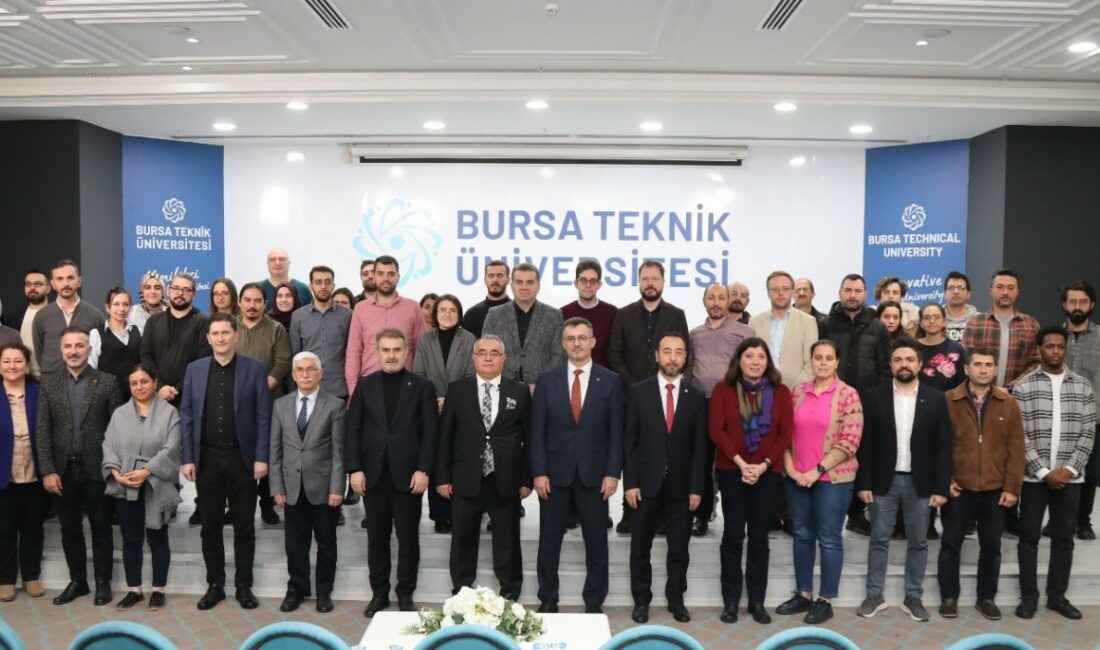 Millileştirmenin anahtarı Ar-Ge TUSAŞ MOTOR SANAYİİ A.Ş (TEİ) YÖNETİM KURULU BAŞKANI PROF. DR.