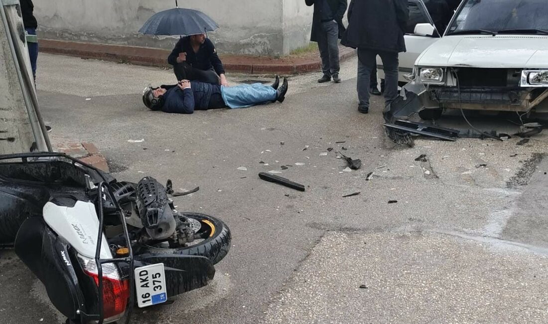 Motosiklet otomobil ile çarpıştı: 1 yaralı BURSA'NIN İNEGÖL İLÇESİ MESUDİYE MAHALLESİNDE MEYDANA GELEN KAZADA OTOMOBİL İLE