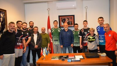 NİLÜFER BELEDİYESPOR HENTBOL TAKIMI ARA TRANSFER DÖNEMİNDE 7 OYUNCU İLE