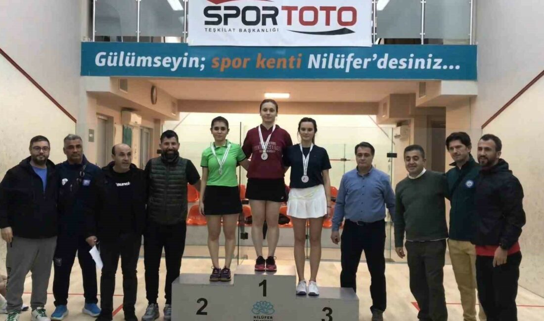 NİLÜFER BELEDİYESİ’NİN EV SAHİPLİĞİNDE GERÇEKLEŞEN TÜRKİYE SQUASH ŞAMPİYONASI BÜYÜK ÇEKİŞMEYE