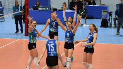 NİLÜFER BELEDİYESPOR KADIN VOLEYBOL TAKIMI VODAFONE SULTANLAR LİGİ 15. HAFTA