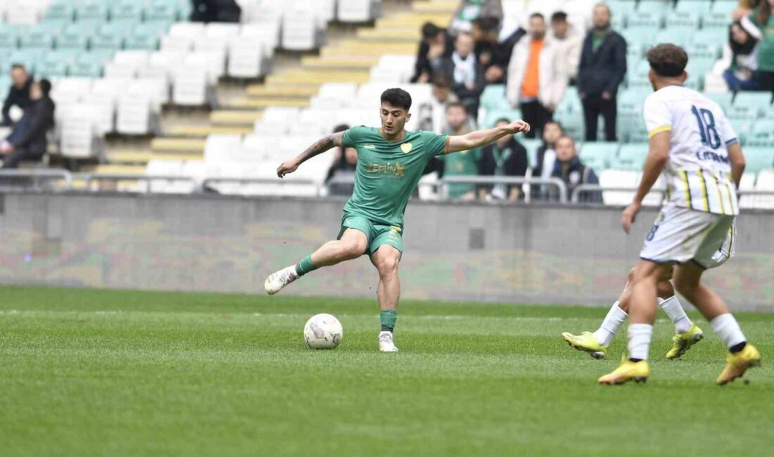 Ozan İsmail Koç, Bursaspor’a veda etti OZAN İSMAİL KOÇ, BURSASPOR'A VEDA ETTİ.