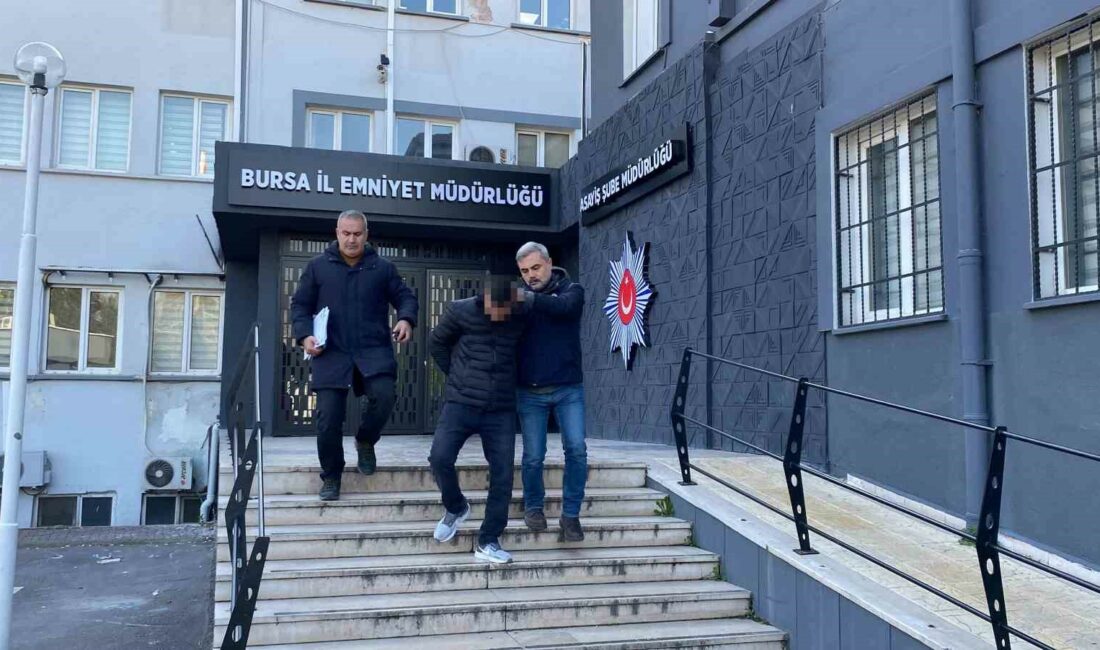 BURSA’DA GEÇ SAATE KADAR ÇALIŞTIĞI İŞYERİNDE EVİNE BIRAKILMASINI İSTEYEN AYHAN