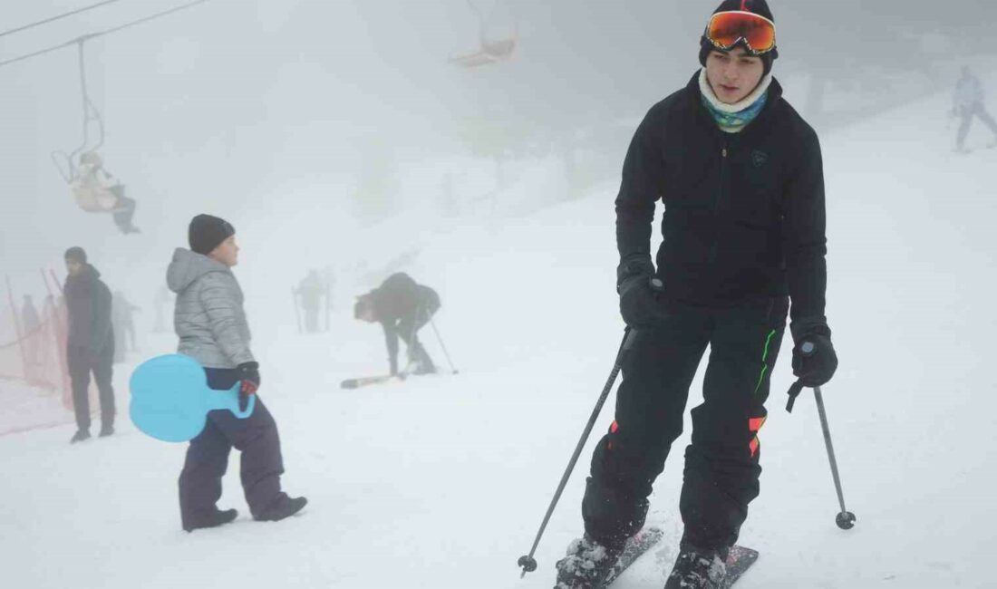 Uludağ sömestr yoğunluğu ULUDAĞ SÖMESTİR TATİLİNDE DOLDU TAŞTI