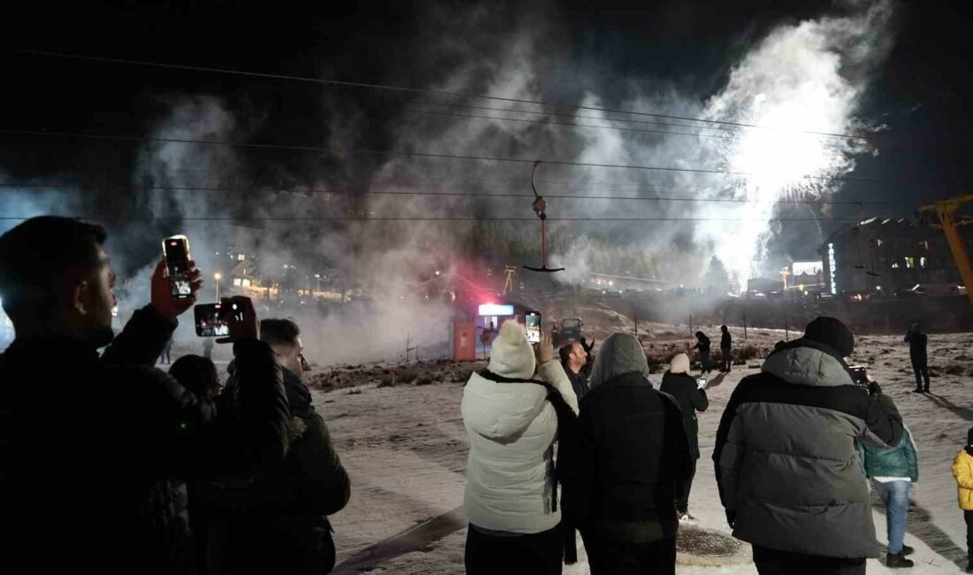 Uludağ’da yeni yıl buruk kutlandı TÜRKİYE’NİN ÖNEMLİ KIŞ TURİZM MERKEZLERİNDEN BİRİ OLAN ULUDAĞ’DA YENİ YIL