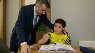 YILDIRIM BELEDİYESİ’NİN KARAPINAR MAHALLESİ’NE KAZANDIRDIĞI YILDIRIM GENÇLİK MERKEZİ KÜTÜPHANESİ GENÇLERİN