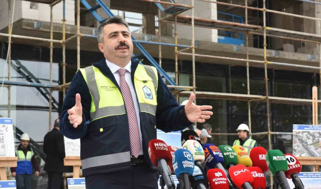 Yıldırım’a 5 yıldızlı modern gençlik ve spor merkezi BURSA'NIN YILDIRIM İLÇESİNDE BELEDİYENİN DR. SADIK AHMET SPOR TESİSİ’Nİ MODERN,