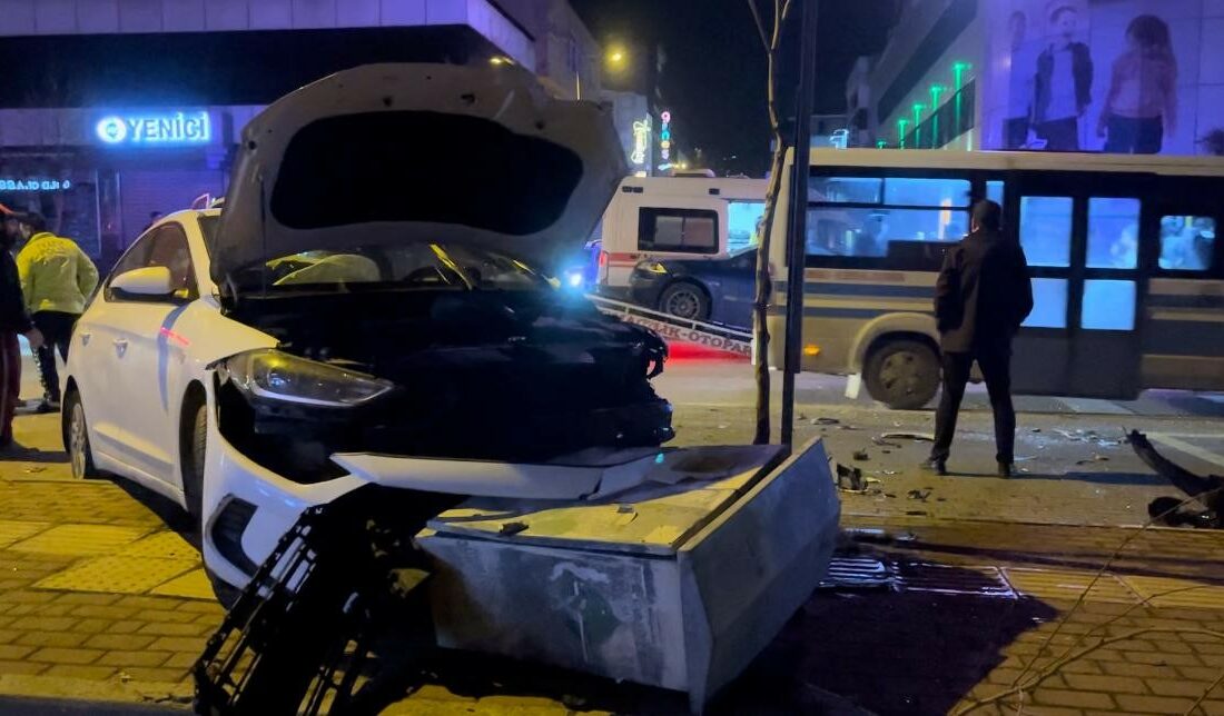 Bursa’da trafik kazasında 6 kişi yaralandı Bursa’nın Yıldırım ilçesinde meydana gelen Bursa’da trafik kazasında 6 kişi