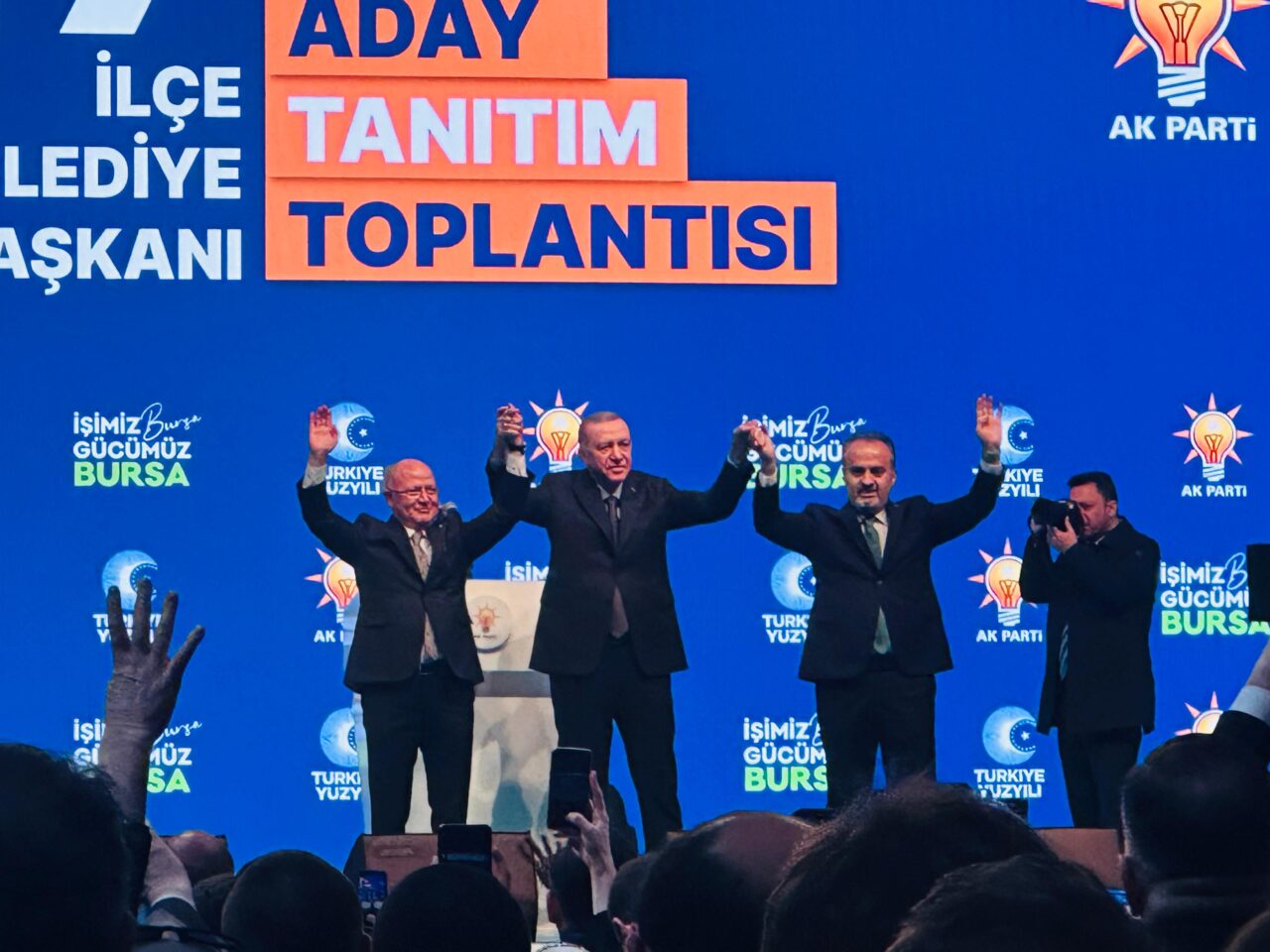 Cumhurbaşkanı Recep Tayyip Erdoğan, AK Parti’nin Bursa’daki ilçe belediye başkan