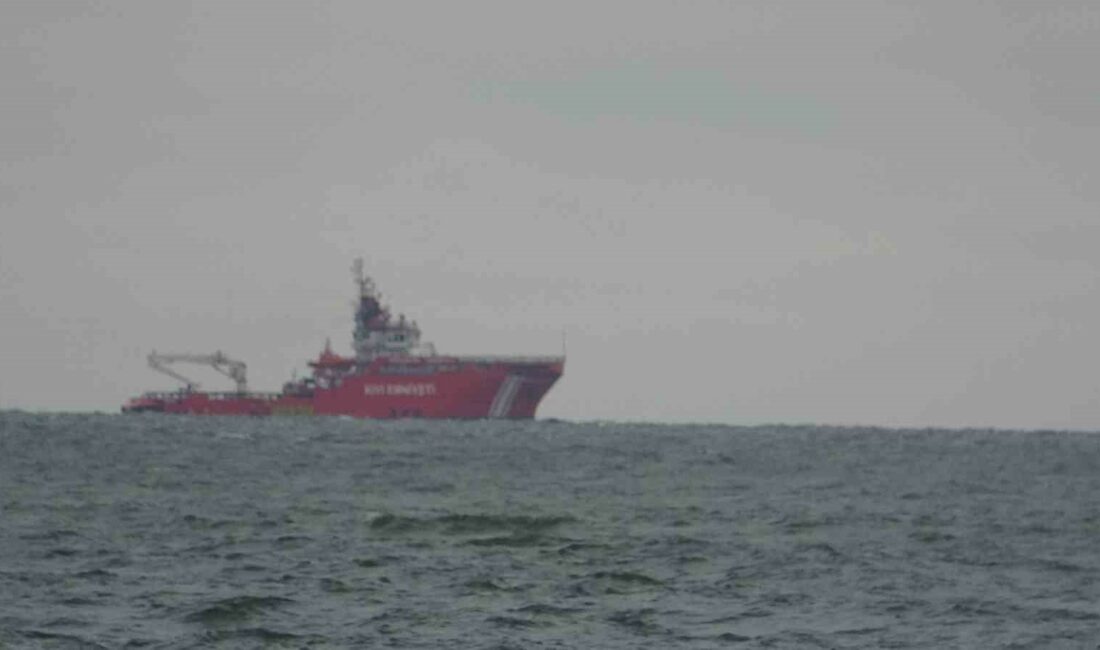 Bursa'nın Karacabey ilçesi açıklarında batan "Batuhan A" isimli geminin mürettebatını