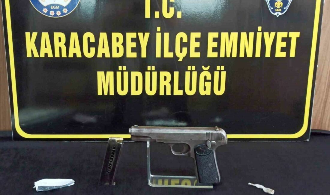 BURSA’NIN KARACABEY İLÇESİNDE POLİS EKİPLERİNCE UYGULAMA NOKTASINDA DURDURULAN ARAÇ ÇALINTI