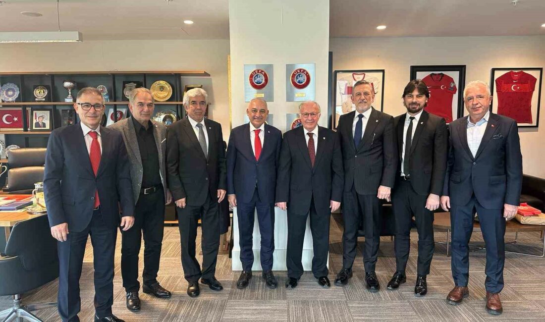 Bursaspor Kulübü’nden TFF’ye ziyaret BURSASPOR BAŞKANI SİNAN BÜR VE YÖNETİM KURULU, TFF BAŞKANI MEHMET