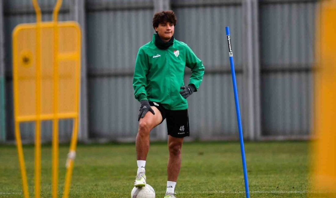 BURSASPOR'DA BUGÜN YAPILAN İDMANLA BİRLİKTE ANKARA DEMİRSPOR MAÇI HAZIRLIKLARI TAMAMLANDI.