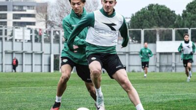 Bursaspor, TFF 2. Lig’in 25. haftasında sahasında ağırlayacağı Beyoğlu Yeni