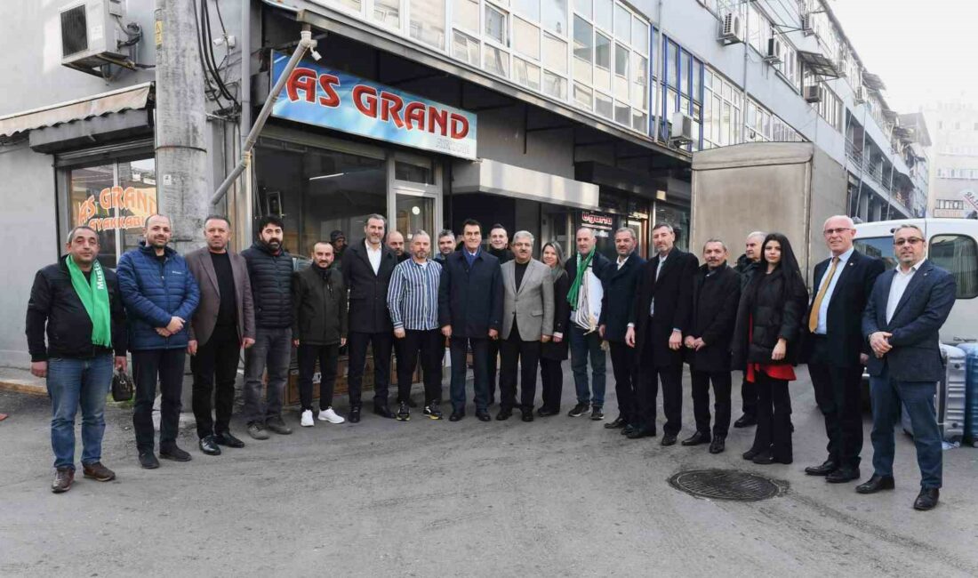 Dündar’dan ayakkabıcı esnafına destek sözü OSMANGAZİ BELEDİYE BAŞKANI VE CUMHUR İTTİFAKI BELEDİYE BAŞKAN ADAYI MUSTAFA