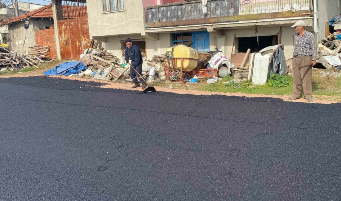 KARACABEY BELEDİYESİ TARAFINDAN BAŞLATILAN YOL ÇALIŞMALARI ÇERÇEVESİNDE, İLÇE MERKEZİ VE