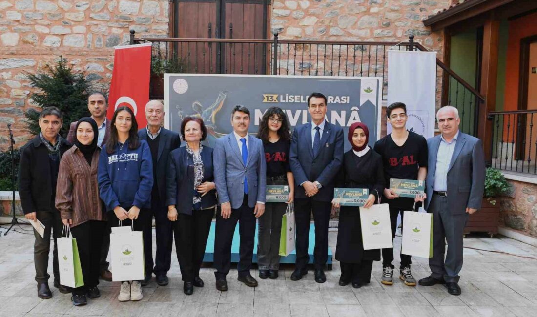 Liseliler en güzel şiirlerini Osmangazi’de okudu OSMANGAZİ BELEDİYESİ TARAFINDAN BU YIL 13’ÜNCÜSÜ DÜZENLENEN LİSELER ARASI MEVLANA