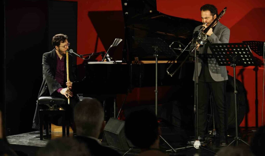 NİLÜFER BELEDİYESİ’NİN DÜZENLEDİĞİ CAZ KONSERLERİNİN İKİNCİ GÜNÜNDE MEHMET ALİ SANLIKOL