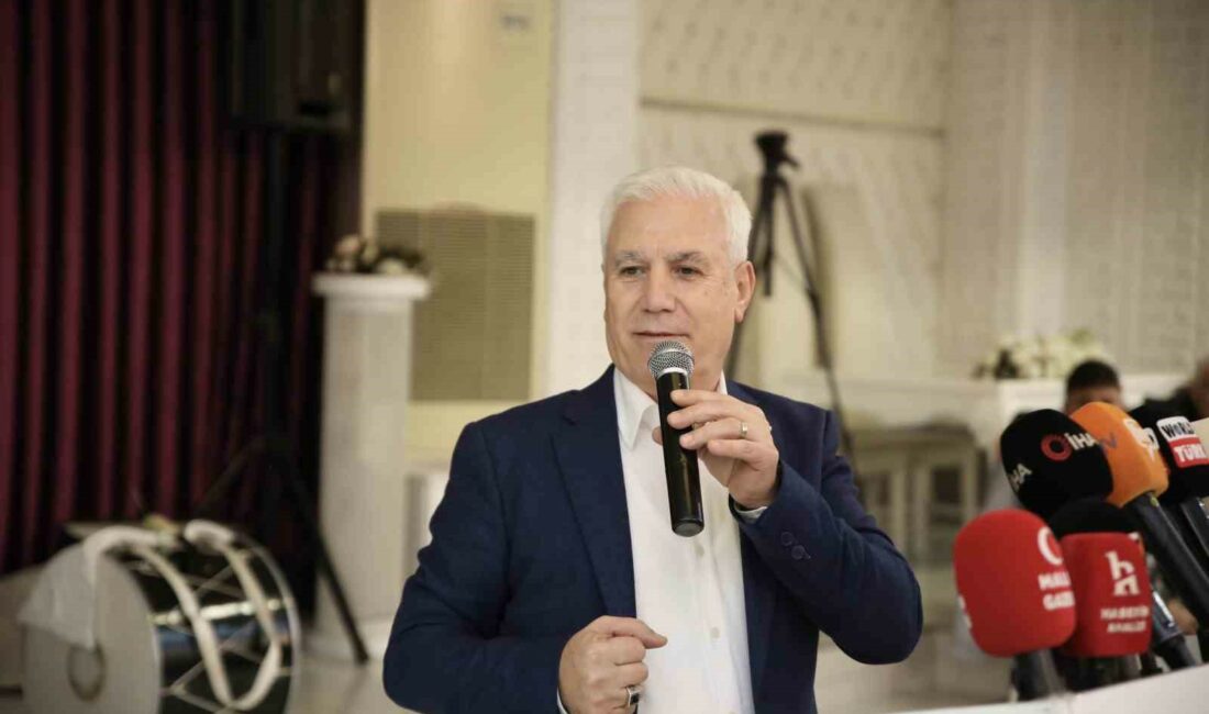 CHP Bursa Büyükşehir Belediye Başkan Adayı Mustafa Bozbey, belediye başkanı