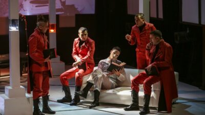 NİLÜFER KENT TİYATROSU’NUN (NKT) SAHNEYE KOYDUĞU “1984”, ANKARA AKÜN SAHNESİ’NDE