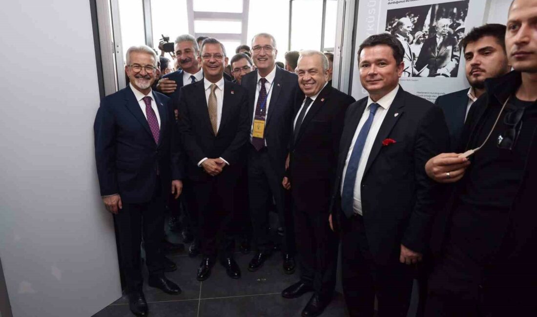 Özgür Özel, Nilüfer’deki Sağlık Müzesi’nin açılışını yaptı NİLÜFER BELEDİYESİ’NİN DESTEKLERİYLE KENTE KAZANDIRILAN NİLÜFER BELEDİYESİ DR. CEYHUN İRGİL