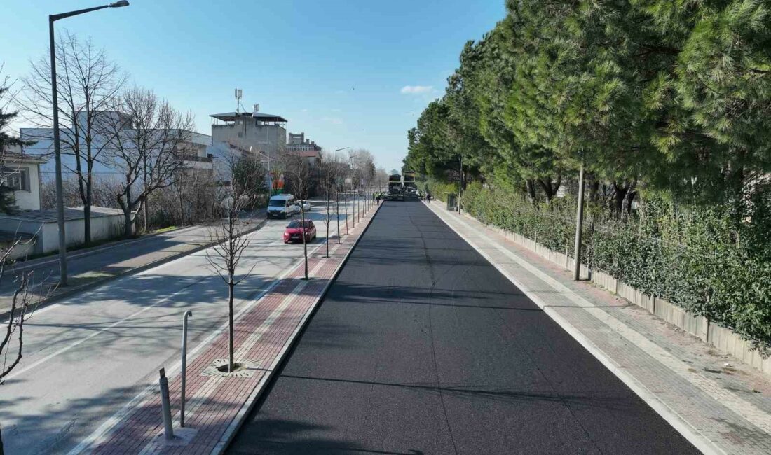 Osmangazi Panayır Yolu Caddesi yenilendi Bursa'nın Osmangazi ilçesinde bulunan Panayır Yolu Caddesi yeni asfaltla kaplandı.