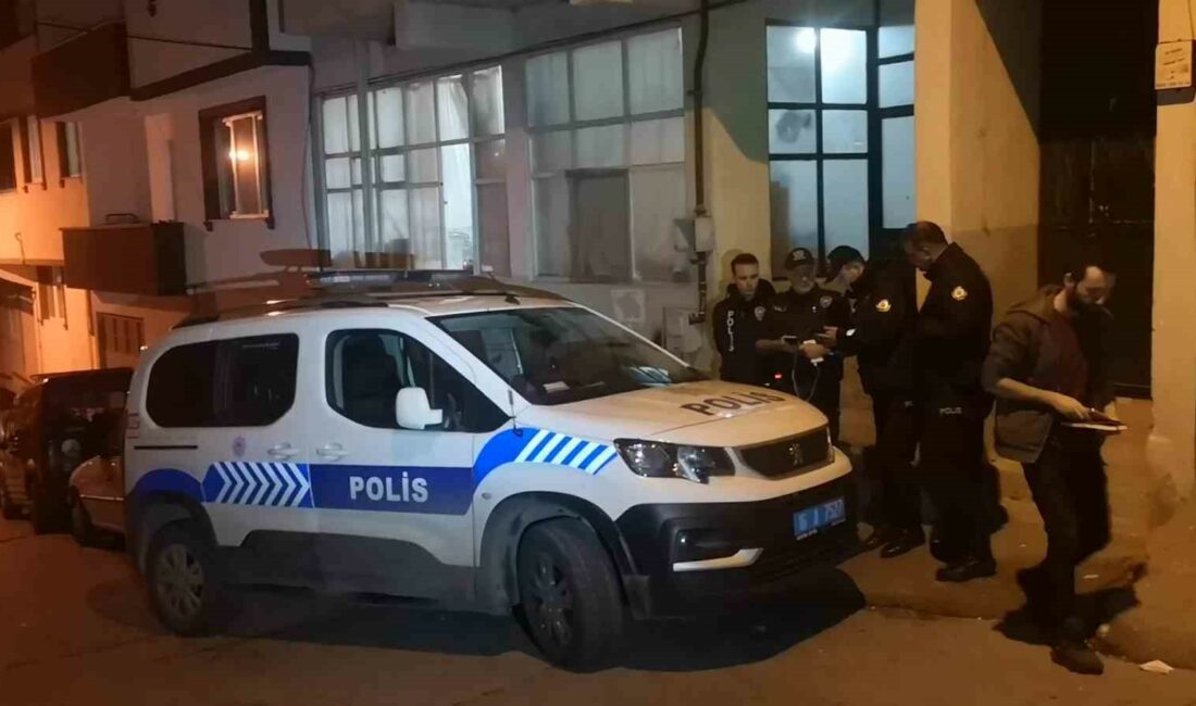 Bursa’da sevgililer gününde kaçak çikolata operasyonu Bursa’da, sevgililer günü öncesi bir kaçak çikolata atölyesine operasyon düzenlendi.