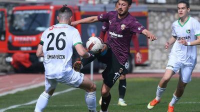 TFF 2. LİG KIRMIZI GURUPTA İNEGÖLSPOR, SAHASINDA AĞIRLADIĞI DENİZLİSPOR'U 4-0