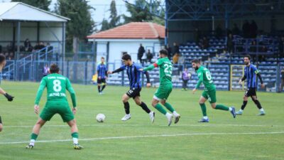 TFF 2’NCİ LİG BEYAZ GRUP 25’NCİ HAFTA MÜCADELESİNDE KARACABEY BELEDİYESPOR,